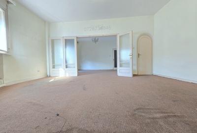 Apartament cu 4 camere în Armeneasca - 1