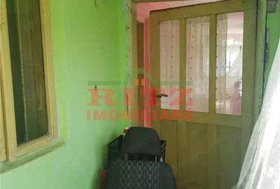 Casă cu 2 camere cu Teren 1110 Mp în Fălcoiu - 6