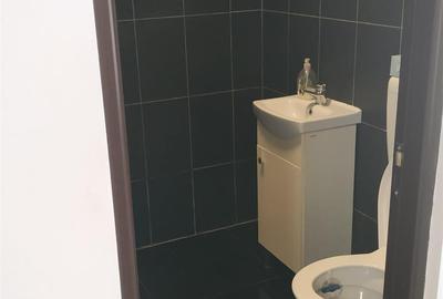 Spațiu comercial, de 42 mp, în Central - 3