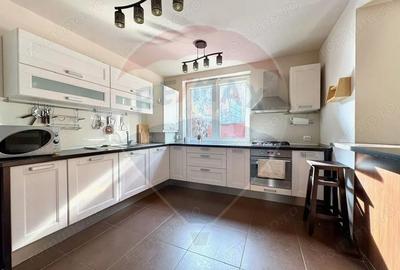 Casă cu 5 camere cu Teren 500 Mp în Dârste - 15