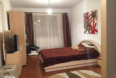 Apartament cu 3 camere în Central - 1