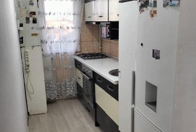Apartament cu 2 camere decomandat în Rahova - 4