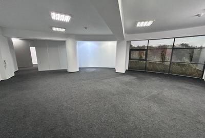 Belvedere , spațiu pentru închiriat - 14