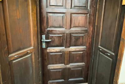 Popa Nan – Pache Protopopescu • Vilă P+1+M, curte proprie, 180mp - 7