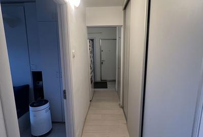 Apartament cu 3 camere semidecomandat în Calea București - 3