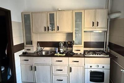 Garsonieră decomandată, mobilată în Brâncoveanu