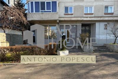 Spațiu comercial, de 65 mp, în Central - 7