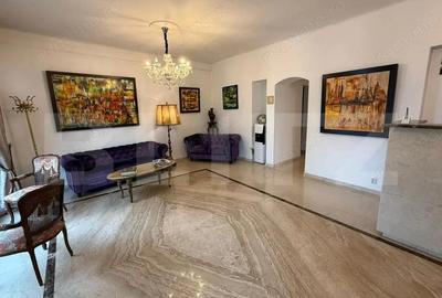 Spațiu comercial, de 30 mp, în Central - 3