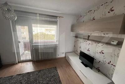Apartament cu 2 camere, 50 mp, zona semicentrala