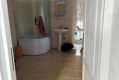 Casă cu 4 camere în Exterior Vest - 1