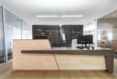 Spațiu de birou privat pentru 1 persoană în Regus Iride Business Centre - 2