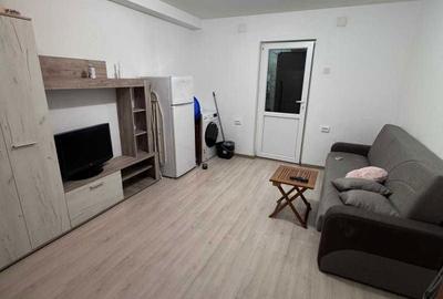 Apartament cu 6 camere semidecomandat în Central - 1