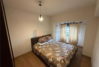 Apartament cu 4 camere decomandat, mobilat în 1 Decembrie - 2