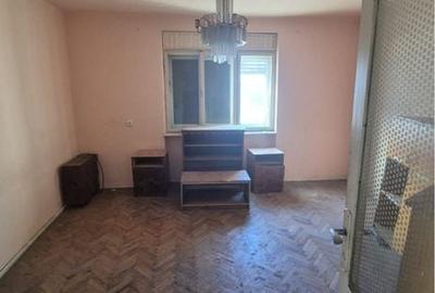 Casă cu 4 camere cu Teren 250 Mp în Central - 7