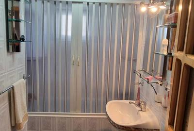 Apartament cu 4 camere decomandat în Central - 3