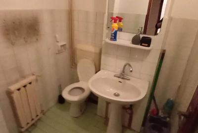 Apartament cu 3 camere decomandat în Lunei - 11