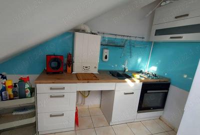 Vand apartament 40 m2 la mansarda - 2