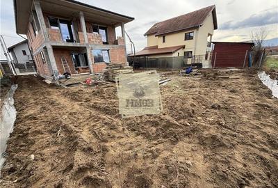 Casă individuală cu 5 camere cu Teren 478 Mp în Cristian - 2