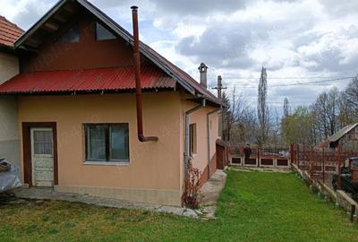 Casa de vanzare com. Mioarele, Campulung - 3