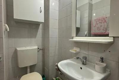 Apartament cu 3 camere decomandat în B-dul București - 3