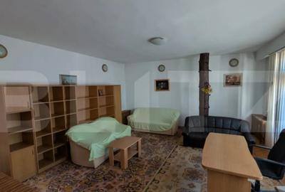 Casă cu 4 camere cu Teren 200 Mp în Cetate - 2