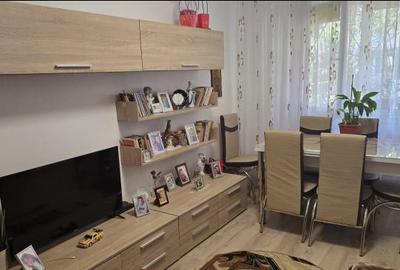 Apartament cu 2 camere semidecomandat în Groapa