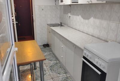 2 camere decomandat Tiglina I – etaj 4, preț 55.000 € - 2