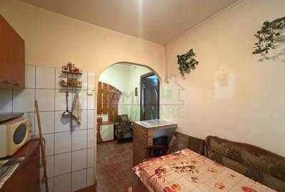Apartament cu 2 camere semidecomandat în 13 Decembrie - 9