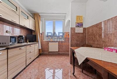 Apartament cu 4 camere decomandat în Ultracentral - 2