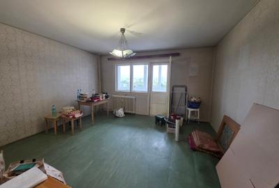 Titan, 5 minute metrou, pe strada Adjud, bloc reabilitat, decomandat, - 4