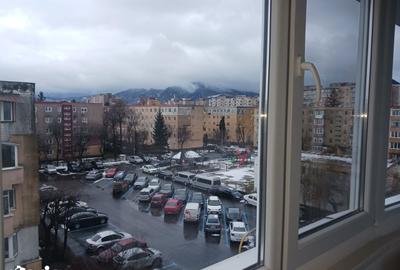 Apartament cu 2 camere decomandat în Florilor - 2