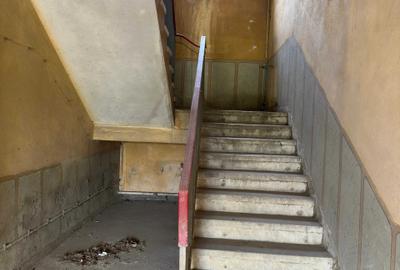 Spațiu comercial, de 902 mp, în Central - 6
