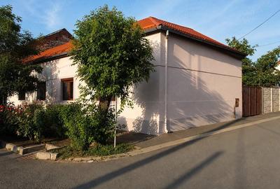 Casă cu 2 camere cu Teren 212 Mp în Boul Roșu - 1