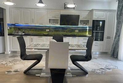 Casă cu Teren 1042 Mp în Cornu - 15