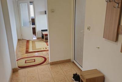 Apartament cu 3 camere decomandat în Inel II - 1