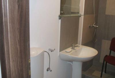 Spațiu comercial, de 54 mp, în Central - 2