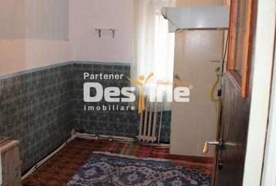 Apartament cu 3 camere decomandat în Central - 4