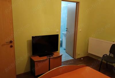 Ofer spre inchiriere locuin?a. Mai multe informa?ii la telefon . - 3