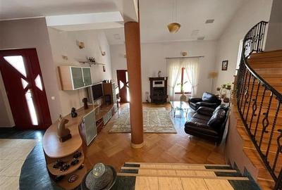 ULTRACENTRAL - Vila de inchiriat- teren 506mp - 5