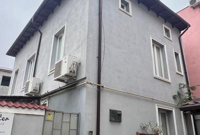 Casă individuală cu 23 camere cu Canalizare în Unirii - 2