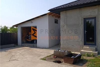 Casa tip parter zona Capatanesti - 2