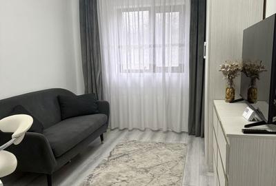 Apartament cu 3 camere decomandat în Central - 1