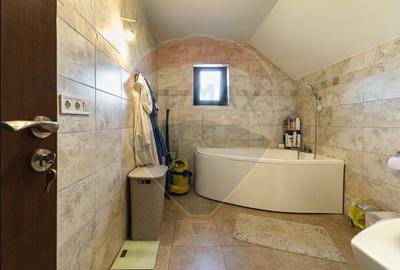 Casă individuală cu 4 camere cu Teren 589 Mp în Feldioara - 32