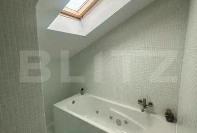 Casă cu 5 camere cu Teren 1600 Mp în Central - 14