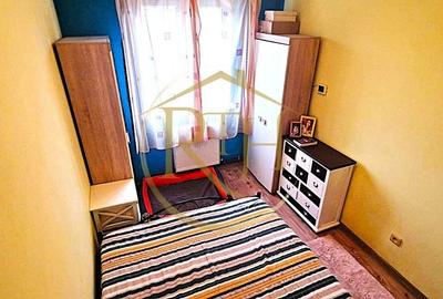Vand apartament cu 4 camere in zona spitalul judetean,comision ,,0'' - 5