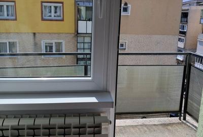 Apartament cu 3 camere decomandat în Central - 5