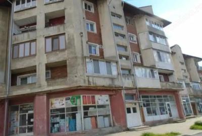 Cota 3/16-apartament 3 camere, Vulcan, Jud Hunedoara - 2