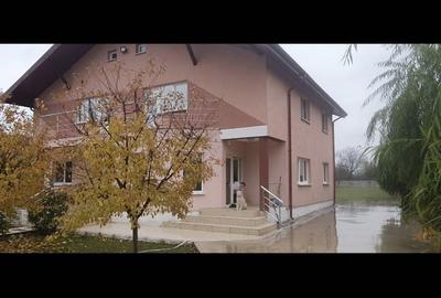 Casă cu 4 camere în Siliștea Snagovului - 5