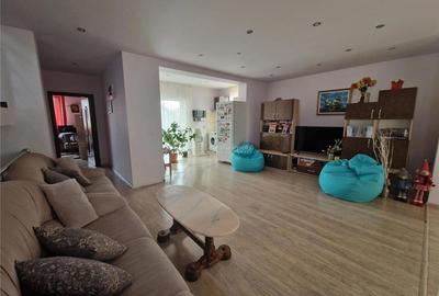 Casa P+P+E , eleganta,teren 409 mp - Ciuperca - 1