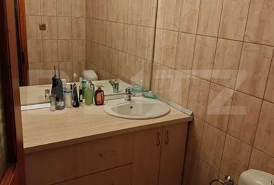 Apartament cu 4 camere decomandat în Obcini - 12